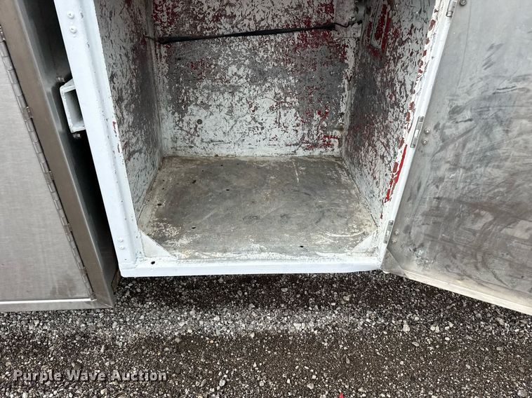 image for item EG5883 1971 Progress tank trailer