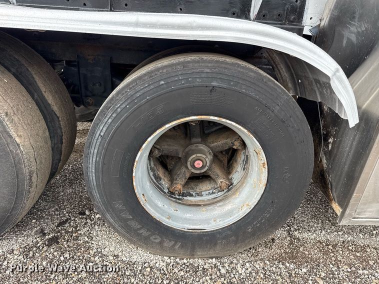 image for item EG5883 1971 Progress tank trailer