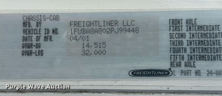image for item EG5907 2002 Freightliner Century Class semi truck