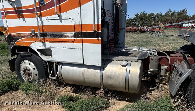 image for item EG6484 1984 International COF-9670 Eagle semi truck