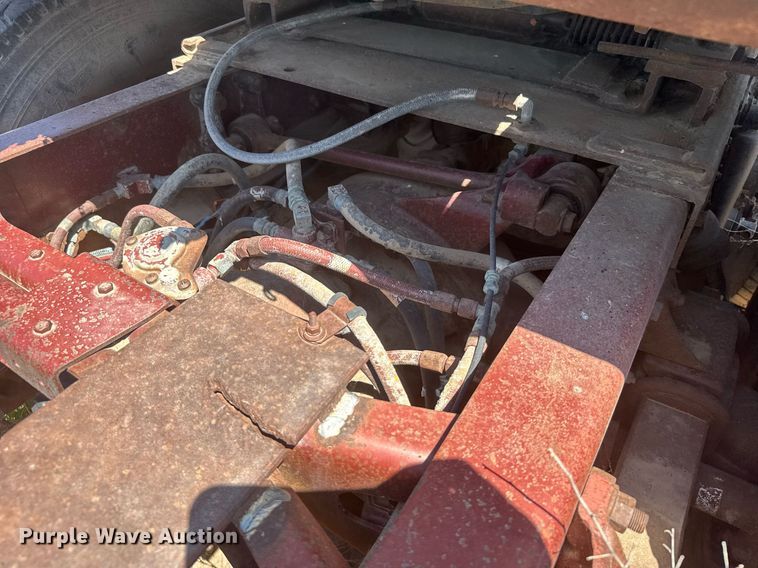 image for item EG6484 1984 International COF-9670 Eagle semi truck