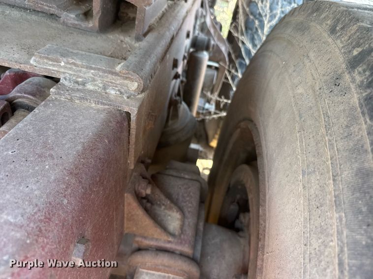 image for item EG6484 1984 International COF-9670 Eagle semi truck