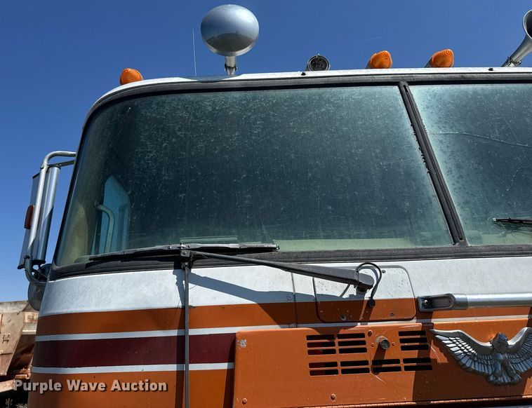 image for item EG6484 1984 International COF-9670 Eagle semi truck