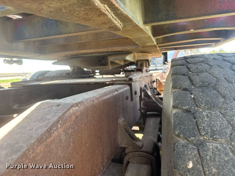 image for item EG6484 1984 International COF-9670 Eagle semi truck