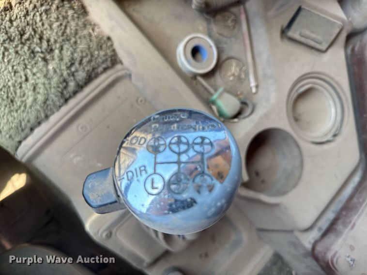 image for item EG6484 1984 International COF-9670 Eagle semi truck