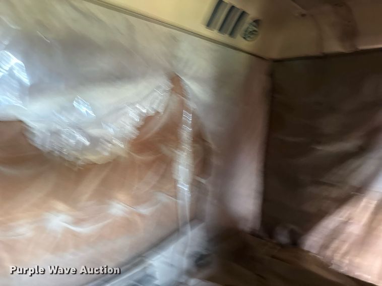 image for item EG6484 1984 International COF-9670 Eagle semi truck