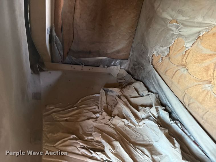 image for item EG6484 1984 International COF-9670 Eagle semi truck