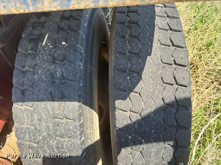 image for item EG6484 1984 International COF-9670 Eagle semi truck