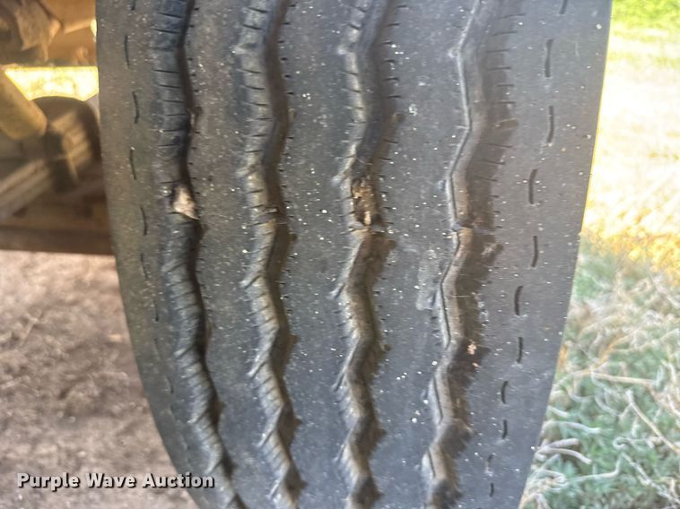 image for item EG6484 1984 International COF-9670 Eagle semi truck