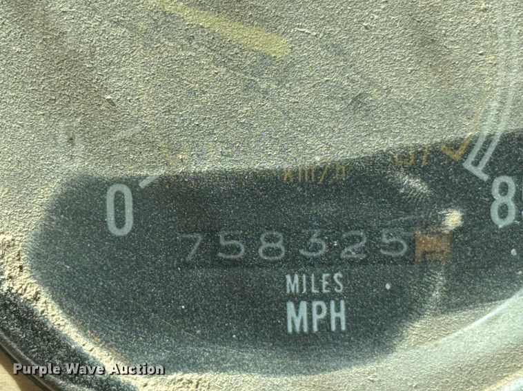 image for item EG6484 1984 International COF-9670 Eagle semi truck