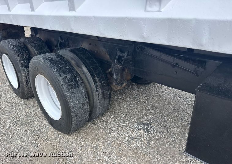 image for item EG6523 1989 International 9300 Eagle dump truck