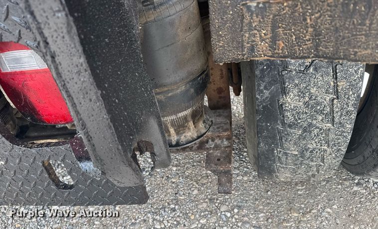 image for item EG6523 1989 International 9300 Eagle dump truck