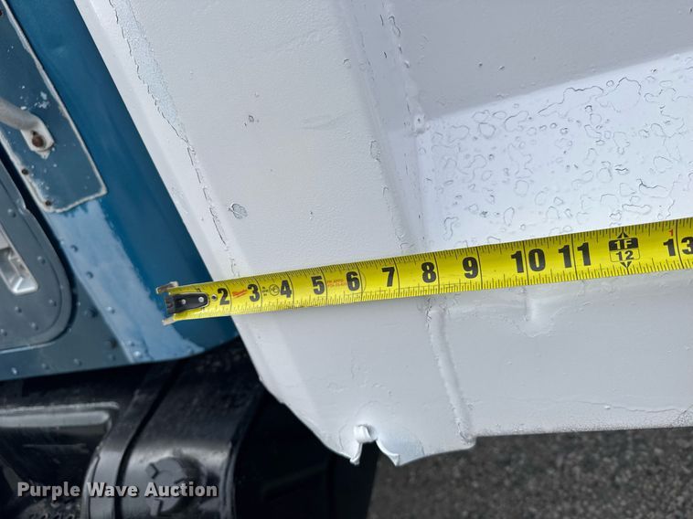 image for item EG6523 1989 International 9300 Eagle dump truck