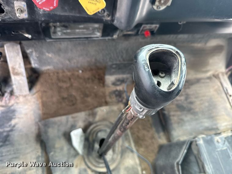 image for item EG6523 1989 International 9300 Eagle dump truck