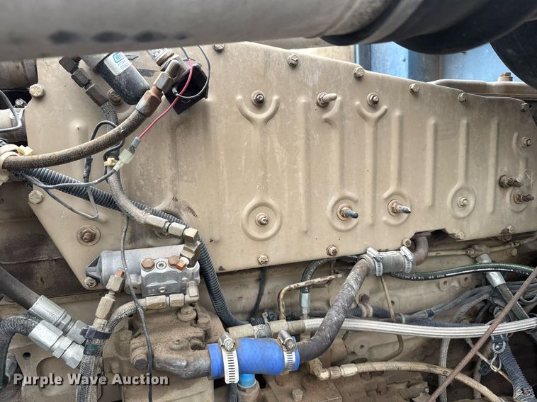 image for item EG6523 1989 International 9300 Eagle dump truck