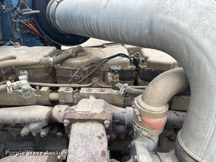 image for item EG6523 1989 International 9300 Eagle dump truck