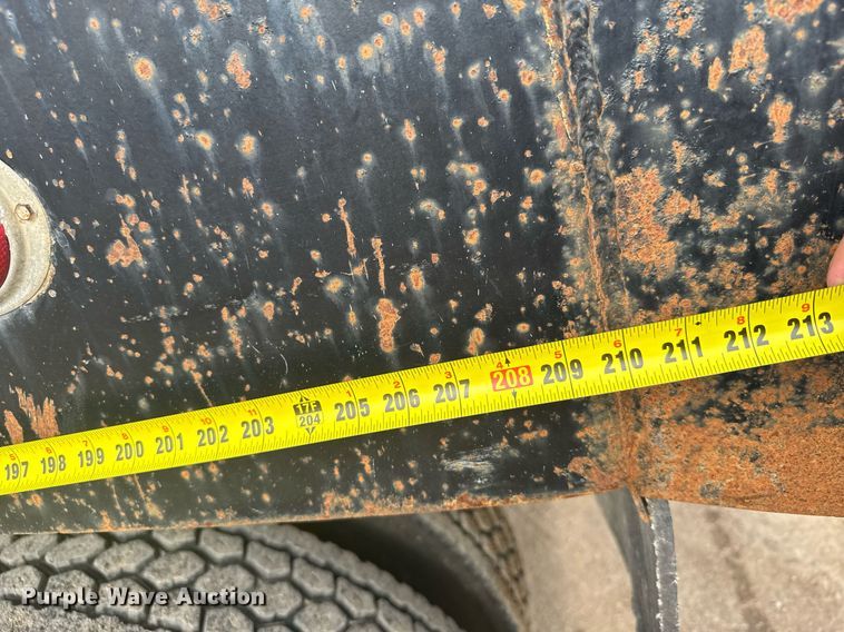 image for item EG6565 2005 Mack CV713 dump truck