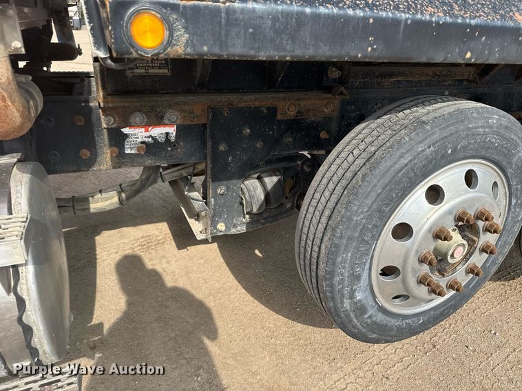 image for item EG6565 2005 Mack CV713 dump truck