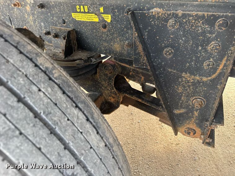 image for item EG6565 2005 Mack CV713 dump truck