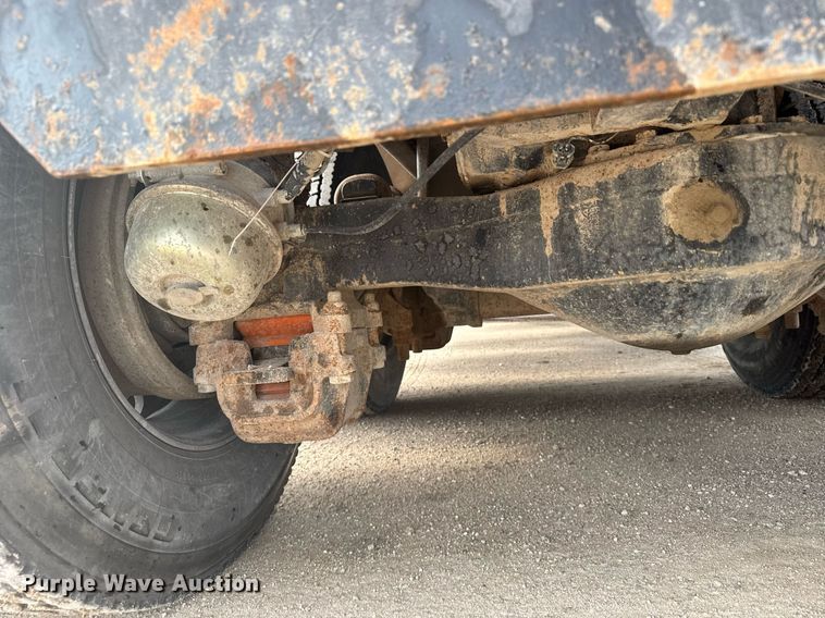 image for item EG6565 2005 Mack CV713 dump truck