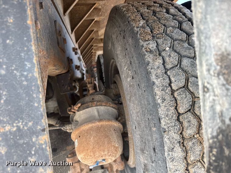 image for item EG6565 2005 Mack CV713 dump truck