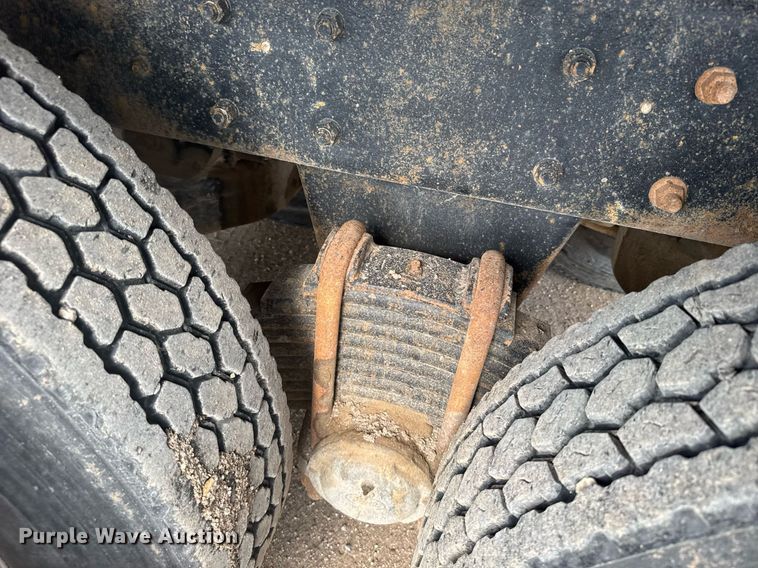 image for item EG6565 2005 Mack CV713 dump truck