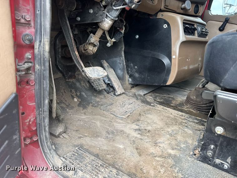 image for item EG6565 2005 Mack CV713 dump truck