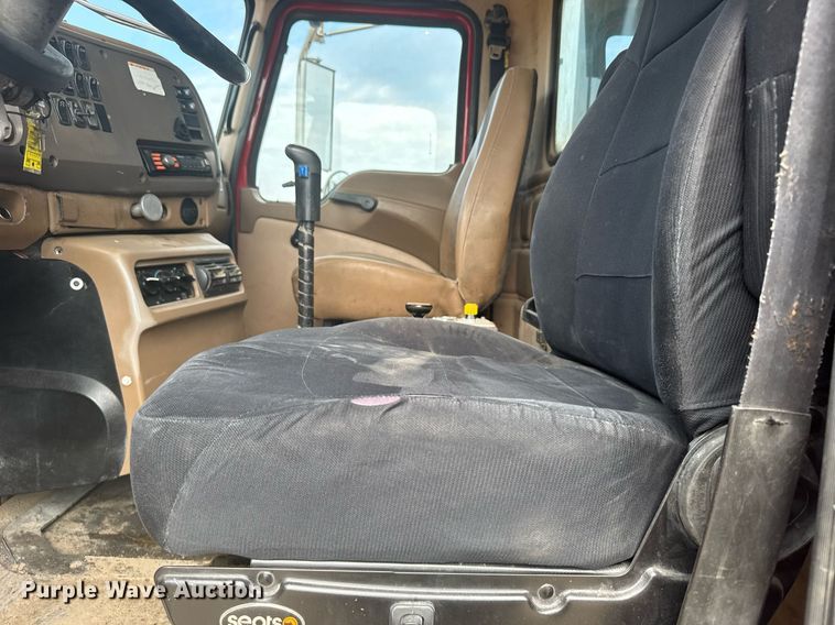 image for item EG6565 2005 Mack CV713 dump truck