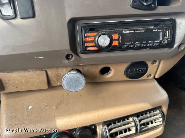 image for item EG6565 2005 Mack CV713 dump truck