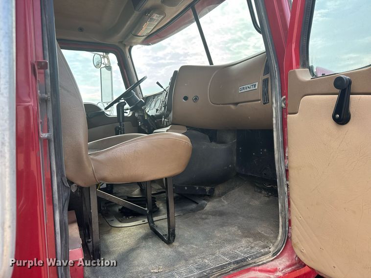 image for item EG6565 2005 Mack CV713 dump truck