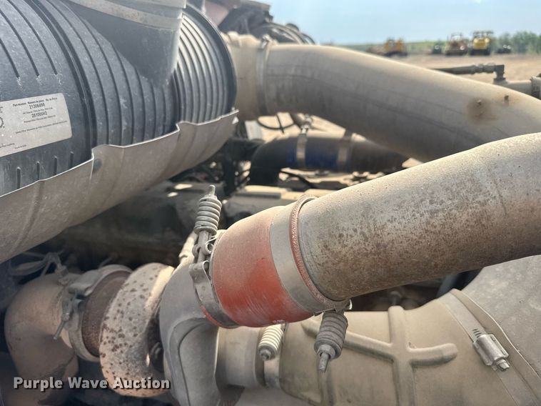 image for item EG6565 2005 Mack CV713 dump truck