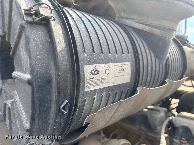 image for item EG6565 2005 Mack CV713 dump truck