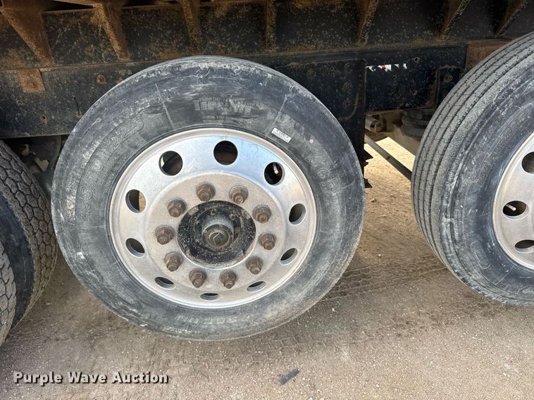 image for item EG6565 2005 Mack CV713 dump truck