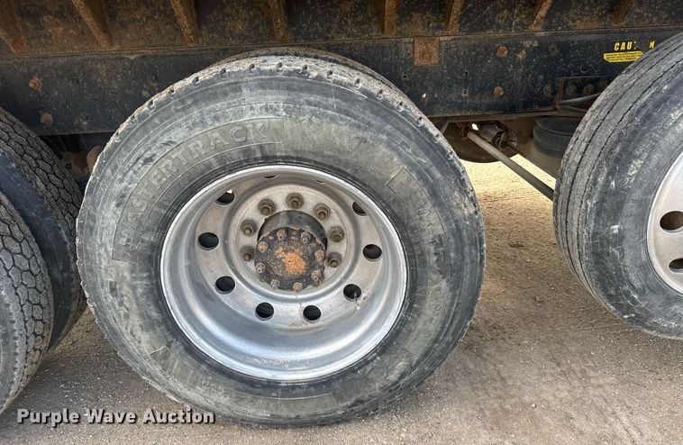 image for item EG6565 2005 Mack CV713 dump truck