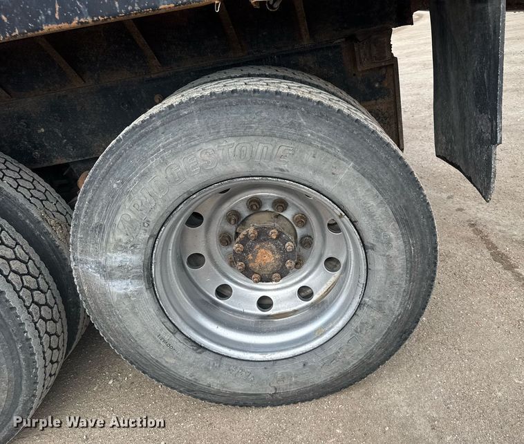 image for item EG6565 2005 Mack CV713 dump truck