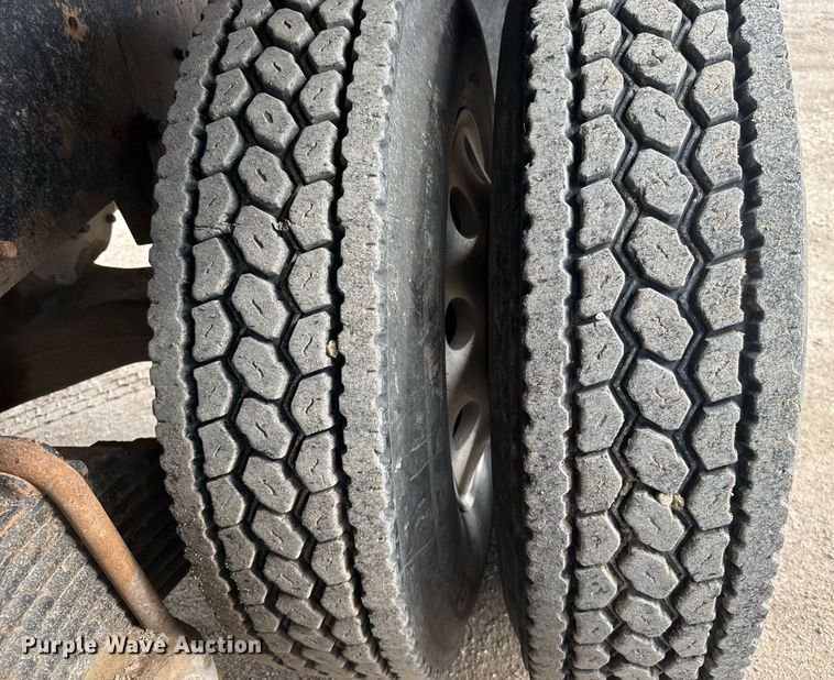 image for item EG6565 2005 Mack CV713 dump truck