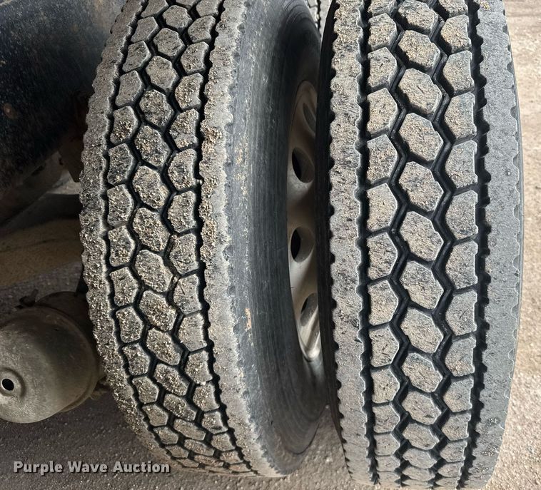 image for item EG6565 2005 Mack CV713 dump truck