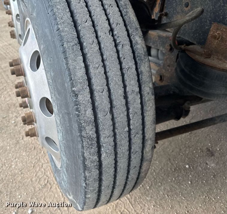 image for item EG6565 2005 Mack CV713 dump truck