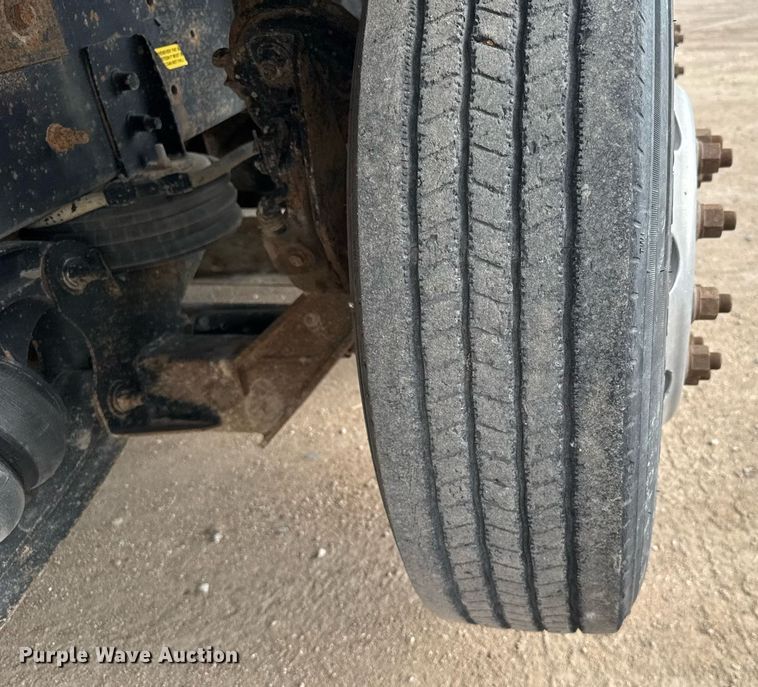 image for item EG6565 2005 Mack CV713 dump truck