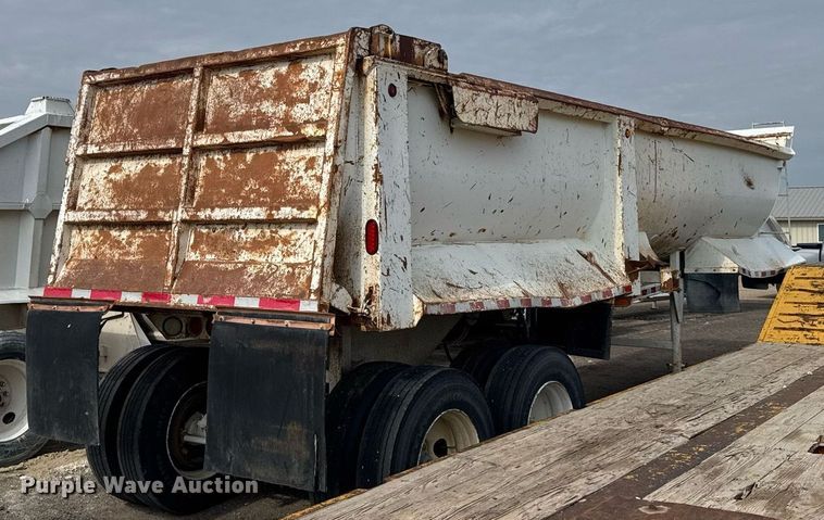 image for item EG6566 1997 Western end dump trailer