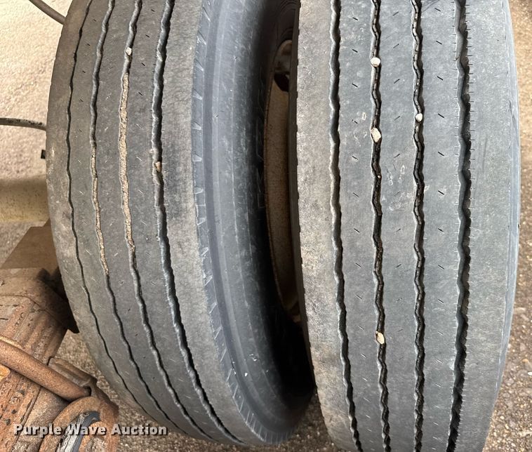 image for item EG6566 1997 Western end dump trailer