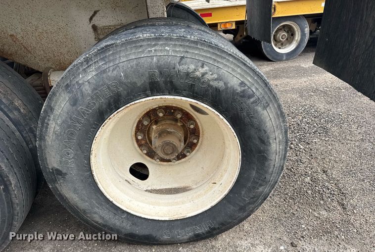 image for item EG6566 1997 Western end dump trailer