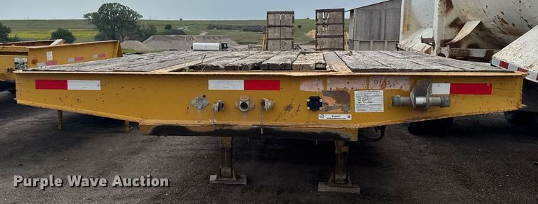 image for item EG6567 2008 Kaufman drop deck equipment trailer