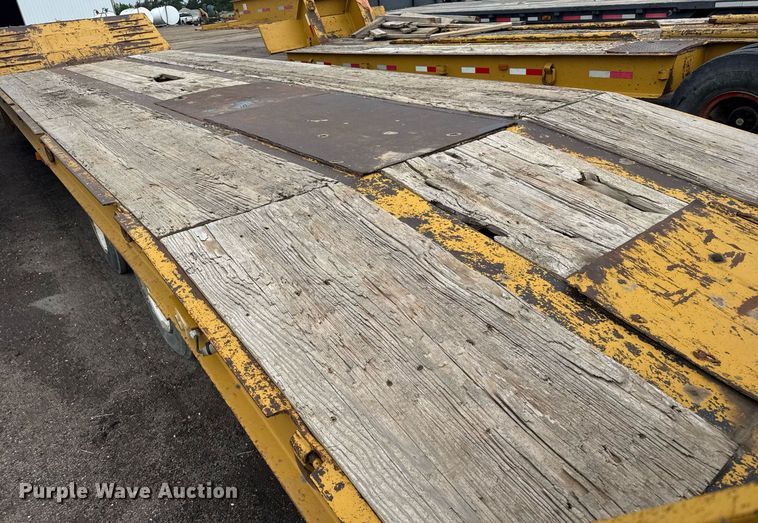 image for item EG6567 2008 Kaufman drop deck equipment trailer