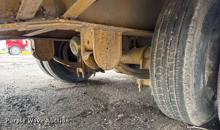image for item EG6567 2008 Kaufman drop deck equipment trailer