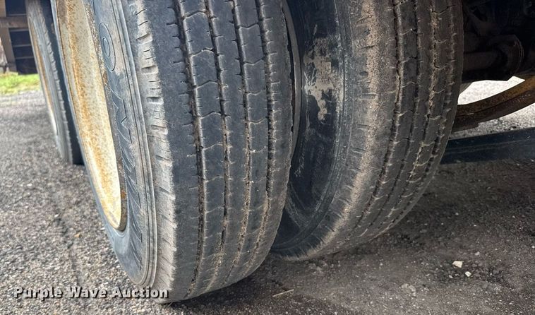 image for item EG6567 2008 Kaufman drop deck equipment trailer