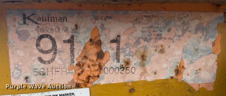 image for item EG6567 2008 Kaufman drop deck equipment trailer