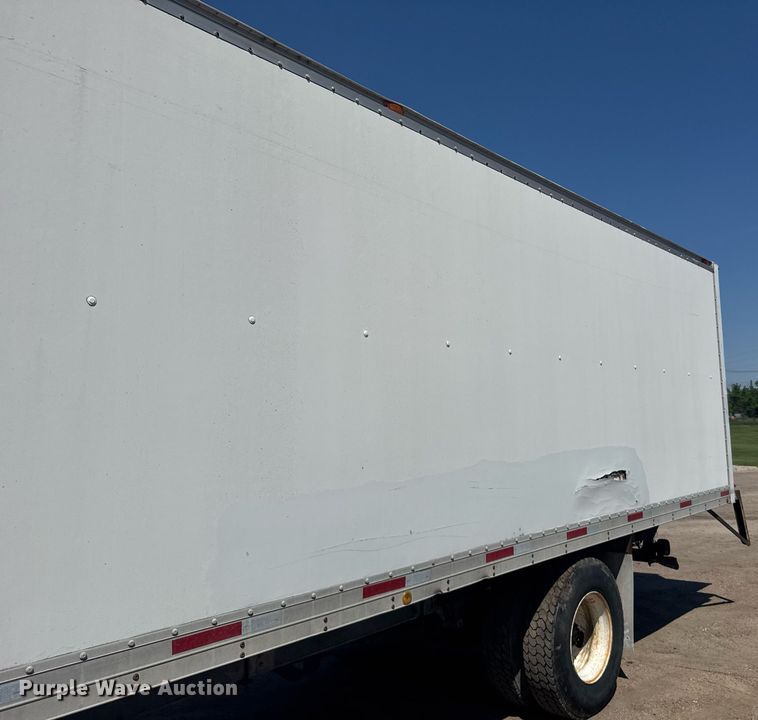 image for item EG6580 1991 Ford F700 box truck
