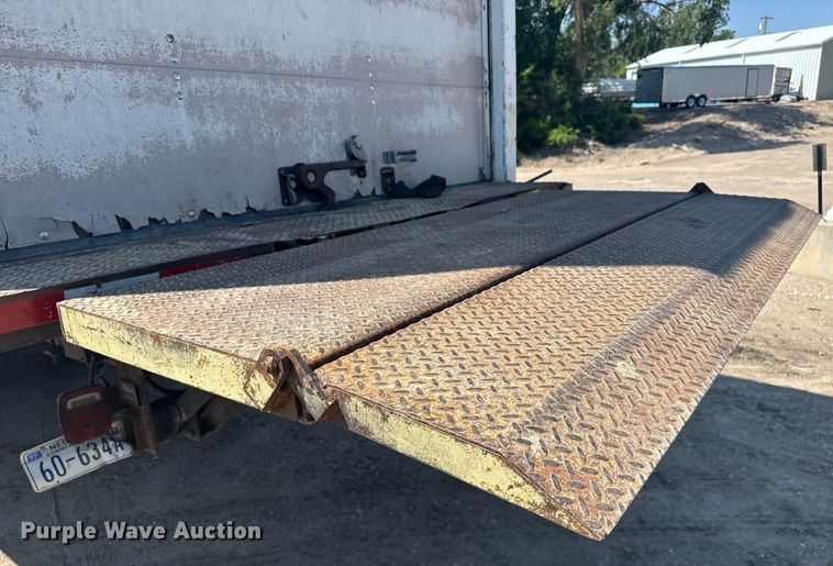 image for item EG6580 1991 Ford F700 box truck