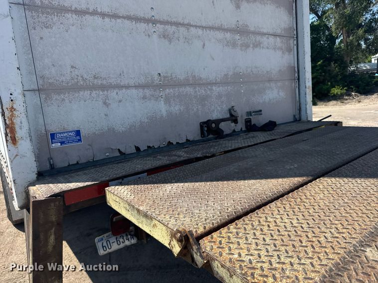 image for item EG6580 1991 Ford F700 box truck